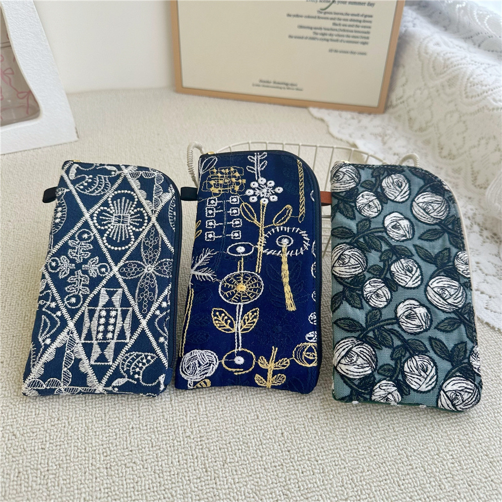 Ladies' Coin Purses Handmade C - Embroidery Viewer avis et prix