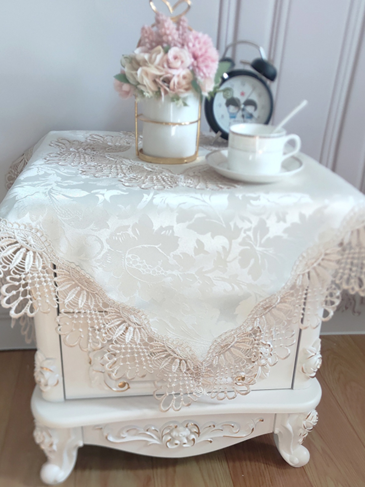 European Sle Bede Table Cover  - Embroidery Simple avis et prix