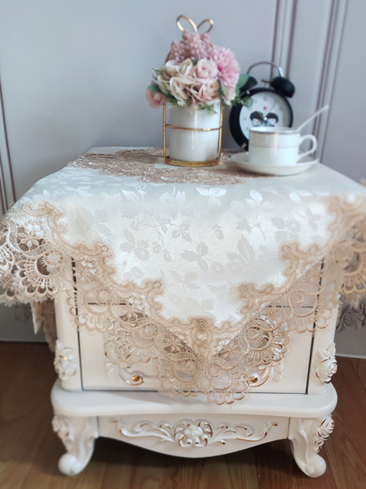 European Sle Bede Table Cover  - Embroidery Simple avis et prix