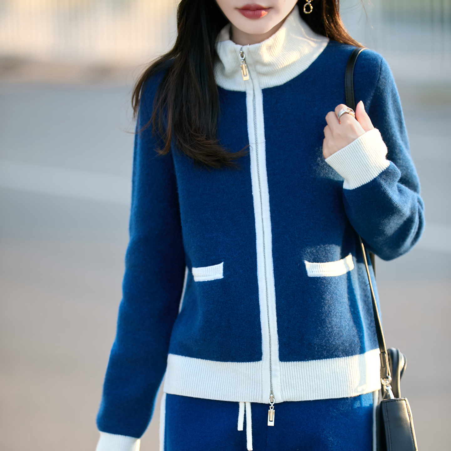 Luxury 100% Merino Wool Two Pi - Embroidery Cardigan avis et prix