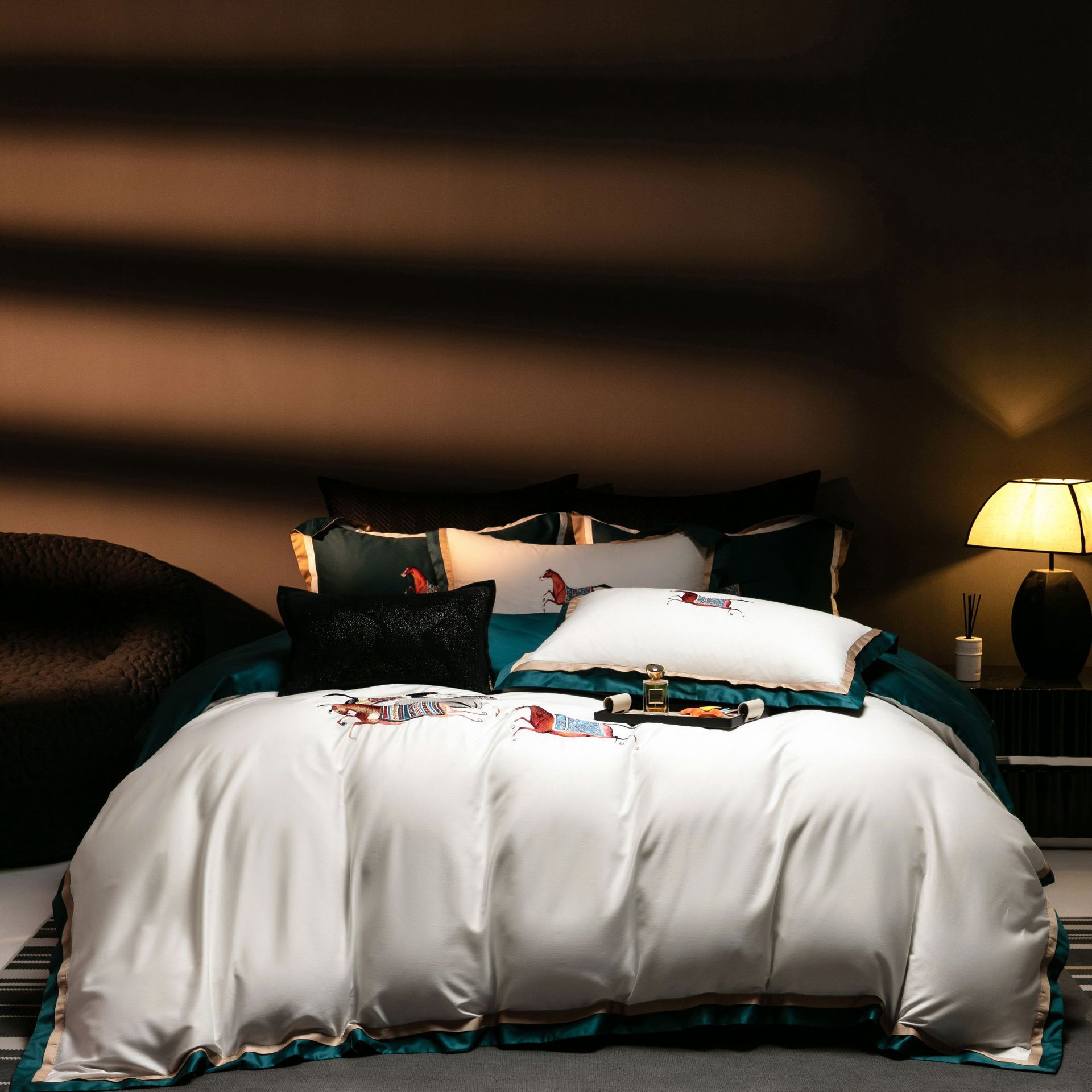 Luxury 1000TC Satin  Egyptian  - Embroidery Horse avis et prix