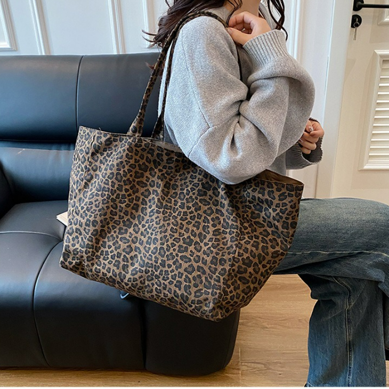 Fashionable Leopard Print Tote - Embroidery Texture avis et prix