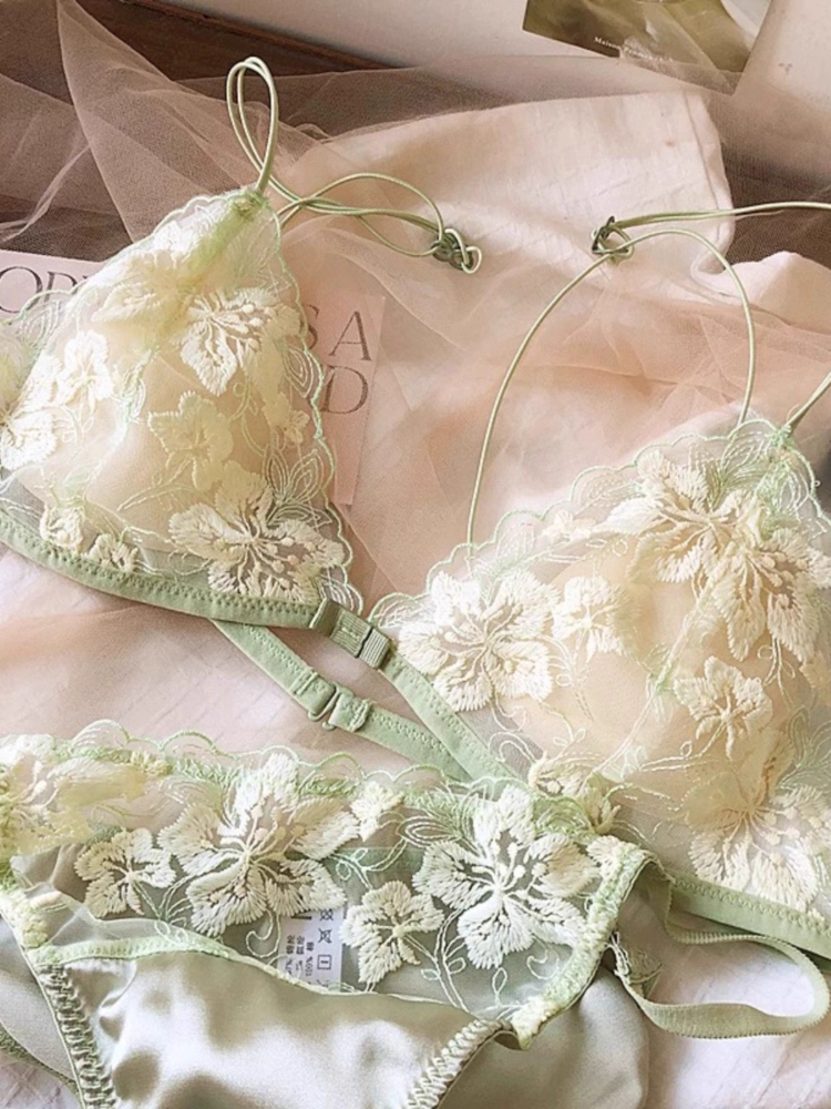 French Niche Lingerie Set Embr - Embroidery In Australia avis et prix