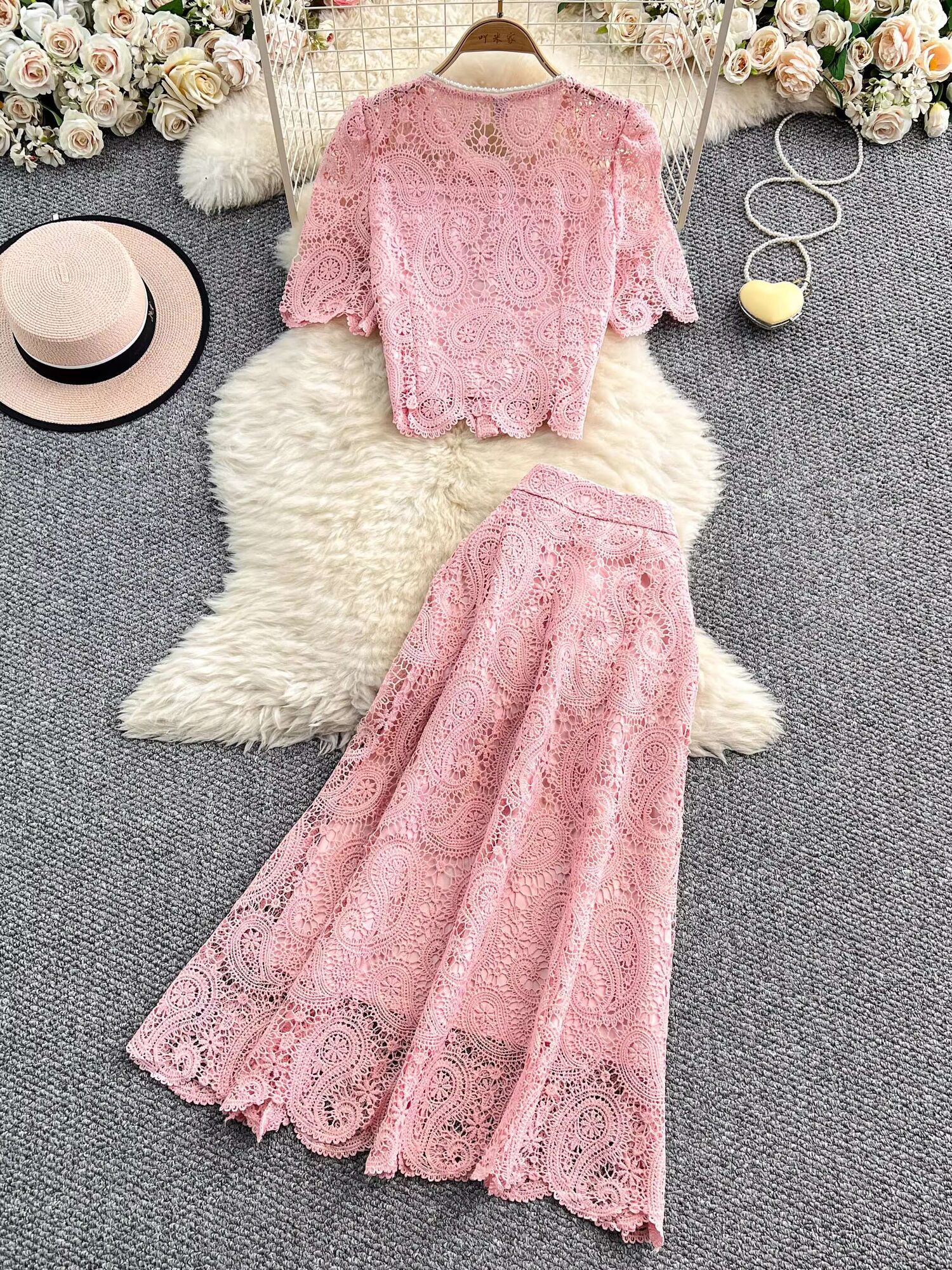 Elegant Pearl Long Dress Suits - Embroidery Uniforms avis et prix