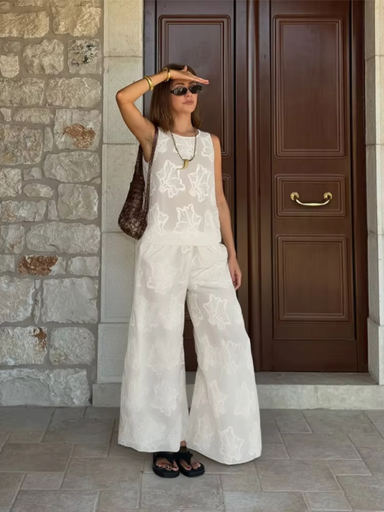 HH Women Solid Embroidery Pant - Embroidery Vest avis et prix