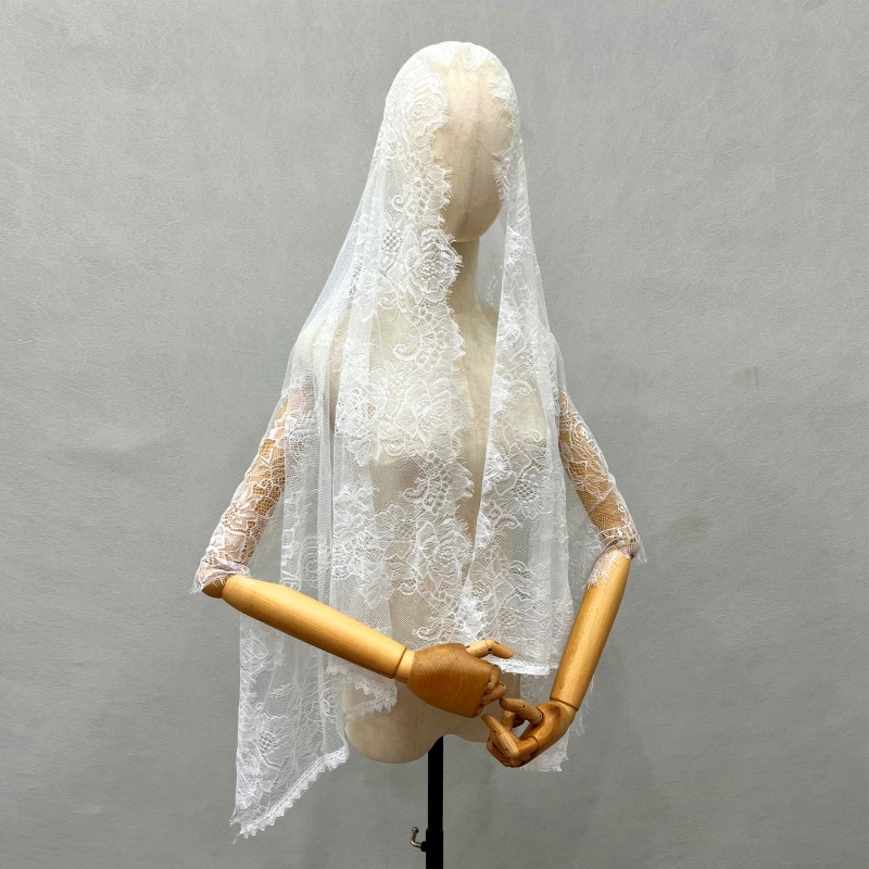 New Elegant Lace Scarf Hollow  - Embroidery Veil avis et prix