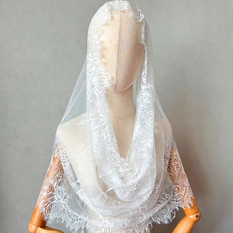 New Elegant Lace Scarf Hollow  - Embroidery Veil avis et prix