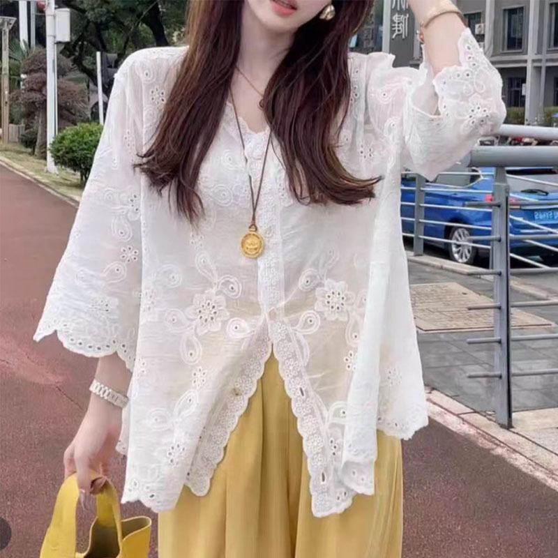 Spring Summer Women Tops V-nec - Embroidery Cardigan avis et prix