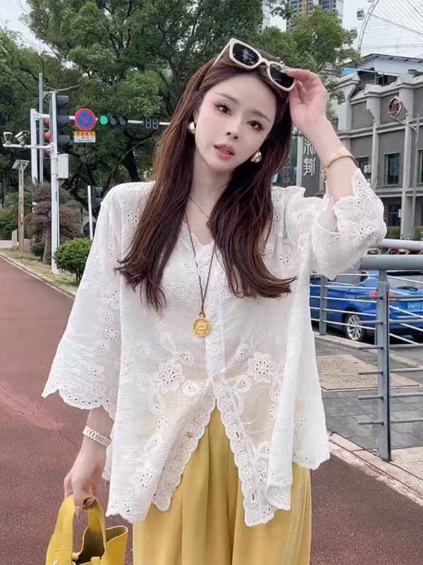 Spring Summer Women Tops V-nec - Embroidery Cardigan avis et prix