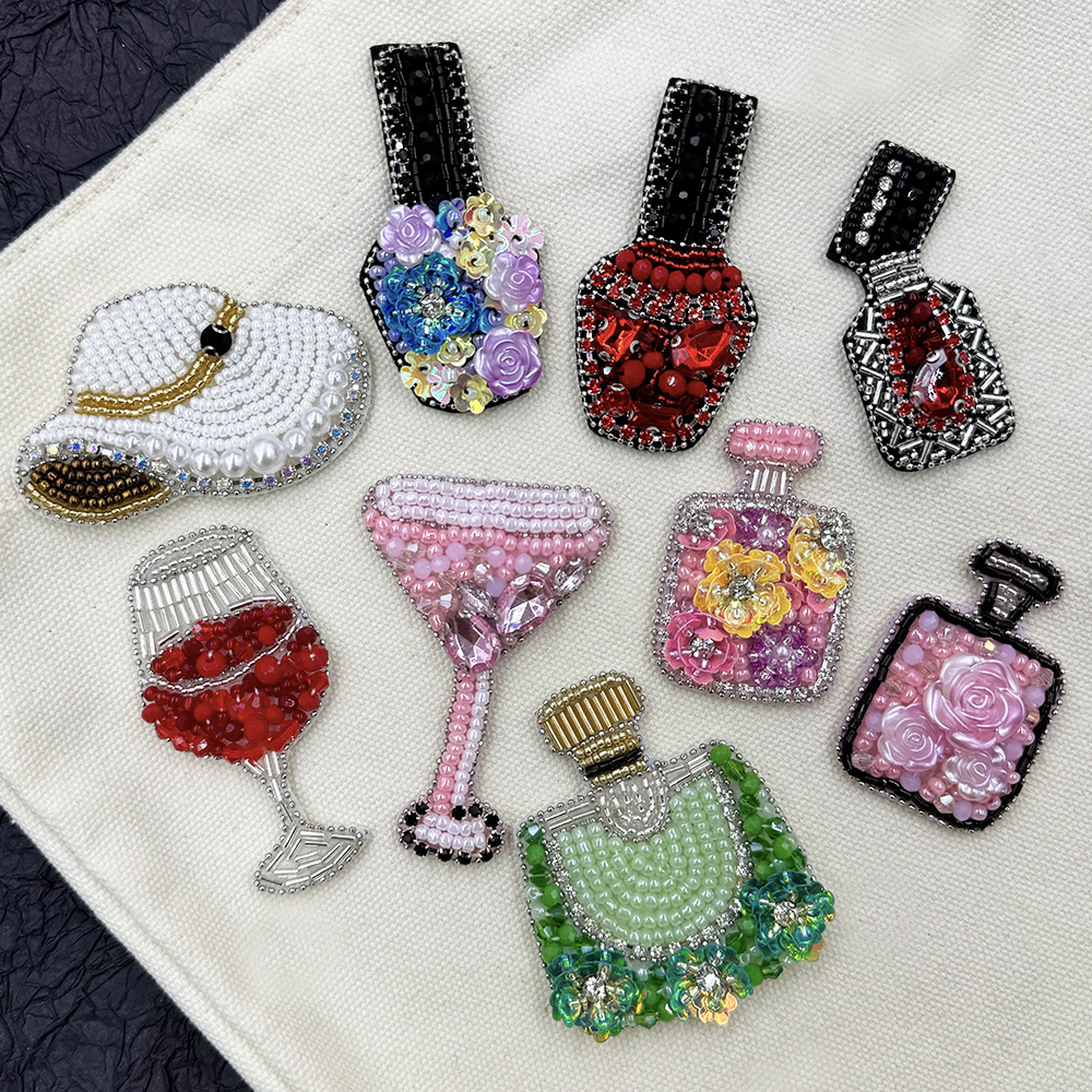 Handmade beads and rhinestones - Embroidery Viewer avis et prix